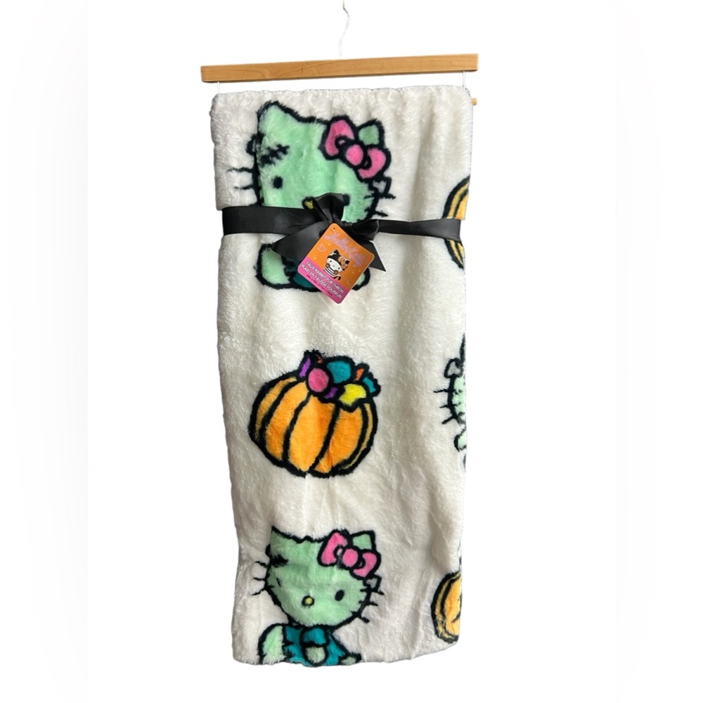 Hello Kitty Zombie Halloween Faux Rabbit Fur blanket
